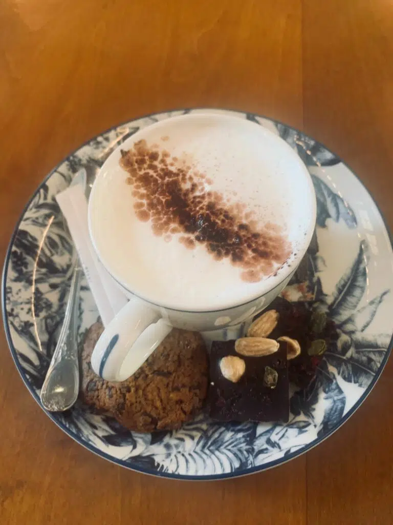 café lapérouse paris