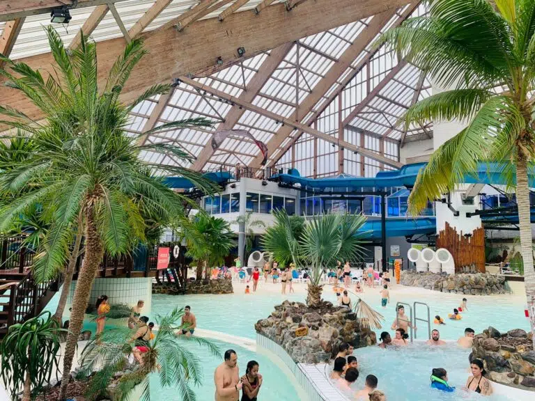 Aquaboulevard: une journée détente à Paris