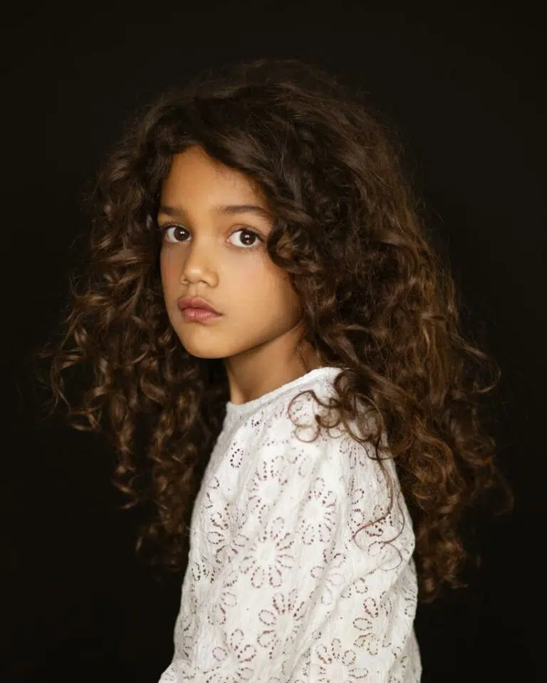Portraits enfants par la photographe Mahault Hottelart