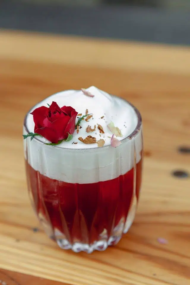 Le Syndicat: un bar à cocktails détonnant