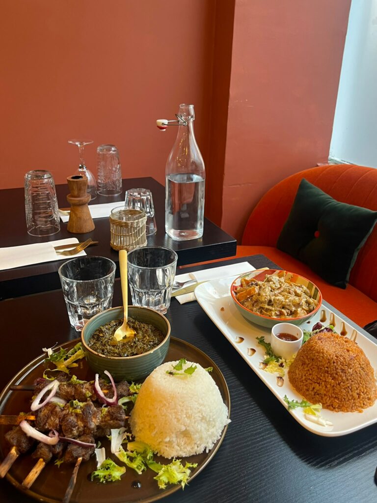Restaurant africain à Paris : découvrez Mwinda, une adresse incontournable de la cuisine congolaise dans le 18e arrondissement
